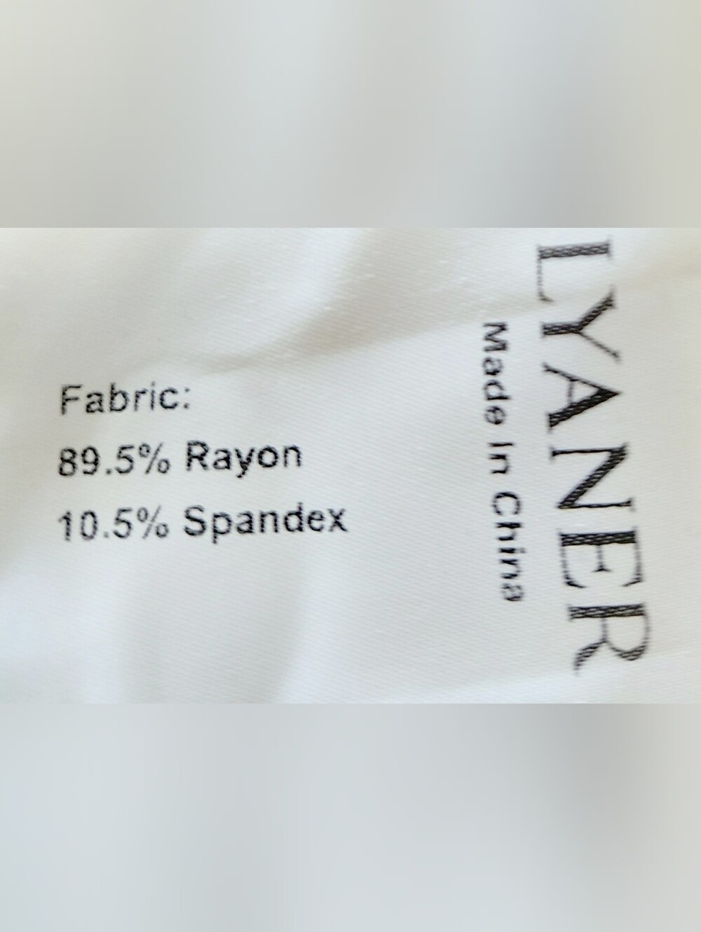 LYANER Women's Gray Sleeveless Cutout Mock Neck Top Size Large - Picture 4 of 5